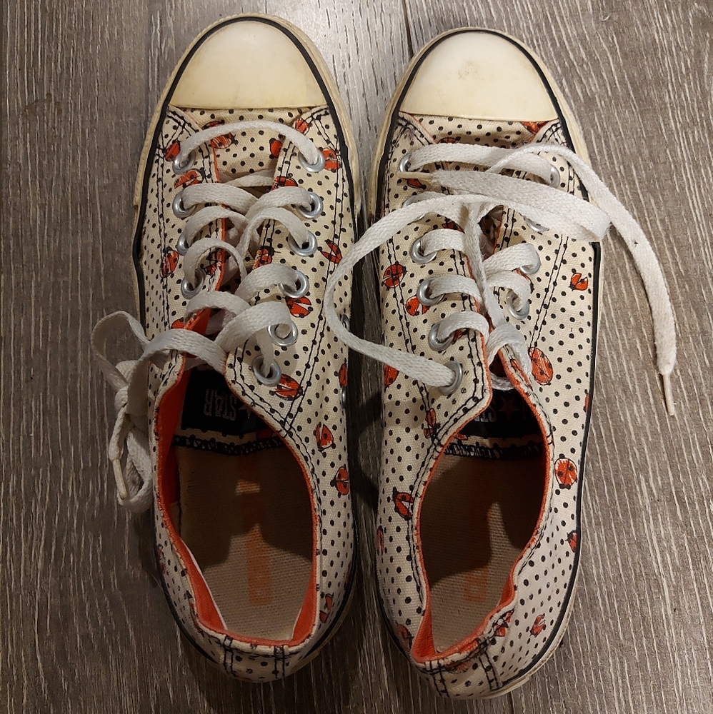 Converse shoes, size 7, ladybug print